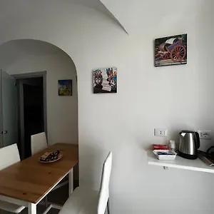 https://g-house.sicilyhotelsitaly.net