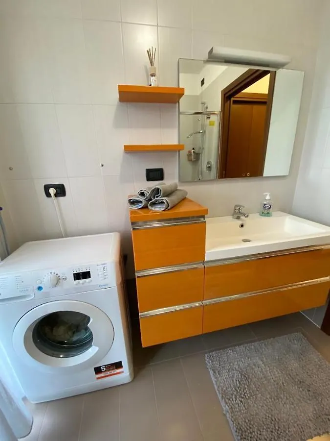 Casa Lux Modern Apartment Between Como And Milan Seveso